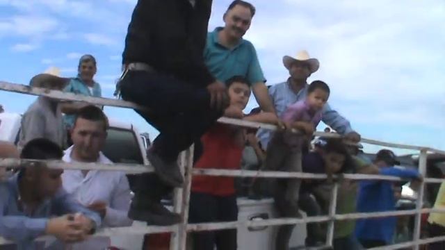 rodeo che rios feria ej las vaca 2016 martin jr y nando barreras смотреть онлайн