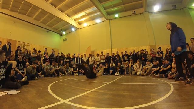 💪 POWERTRICKS BATTLE - Yousup vs Don Leon | PREselect | COMBONATION 8 | DAY 1 - #bboy #breakdance смотреть онлайн