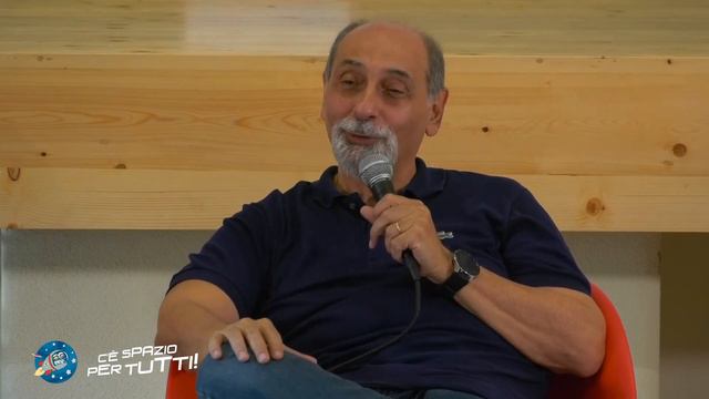 "Verso l'infinito e oltre" con Umberto Guidoni смотреть онлайн