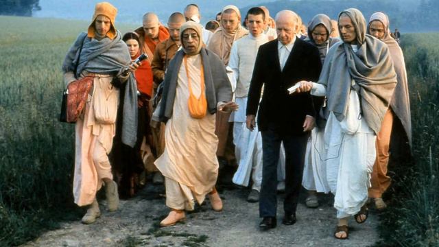 А.Ч. Бхактиведанта Свами Прабхупада - Бхагавад-гита 2.25 Бремя телесной жизни смотреть онлайн