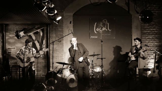 TRIOMOBÜ QUARTETT - Live & Akustisch - "SELBSTERKENNTNIS" смотреть онлайн