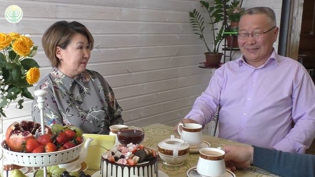 Биир идэлээх дьиэ-кэргэн Айталина Дмитрий Макаровтар смотреть онлайн