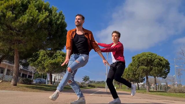 Butterflies at first sight - Joacim Estlin Choreography - Sabina Ddumba, Effortless смотреть онлайн