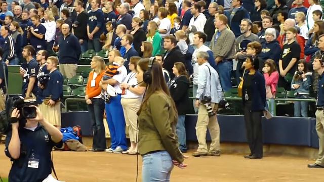 National Anthem - Bobbie Jo Perleberg - Brewers смотреть онлайн