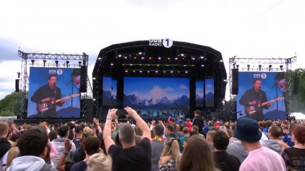 George Ezra - Green Green Grass (Big Weekend 2022)