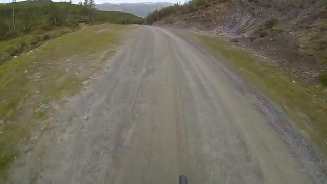 Sykkelenern: Orkelsjøveien fra Flåen og ned Ålmdalen смотреть онлайн