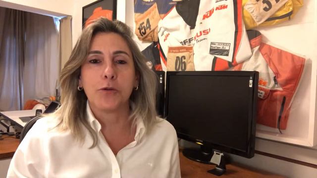 Trajetória e atividade parlamentar смотреть онлайн