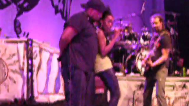 "Coming Over Tonight" Cherine Anderson ft. Michael Franti & Spearhead смотреть онлайн
