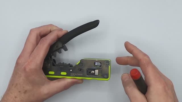 Обжимной инструмент TrueCrimp смотреть онлайн