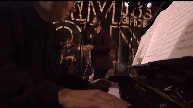 Josh Groban singing "So She Dances" from his Valentine's Day 2022 livestream encore from 2021 смотреть онлайн