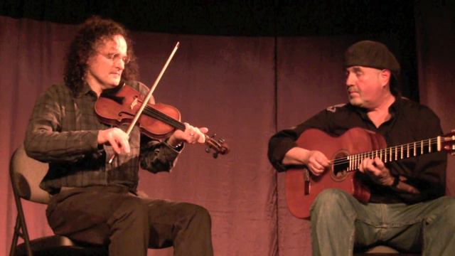 ✺ HAYES & CAHILL On Hornby Island ✺ 4 ✺  Middle Of Second Set ✺