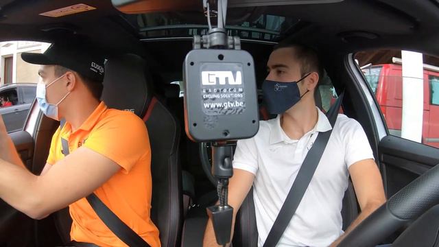 En carrera con el equipo Laboral Kutxa | Mikel Alonso смотреть онлайн