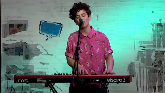 Jude Perl on Mainland Tonight! смотреть онлайн