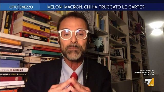 "Letizia Moratti è un candidato stupido", Francesco Specchia смотреть онлайн