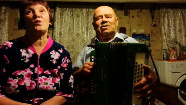 =РОМАШКА БЕЛАЯ= В МЕДЛЕННОМ ИСПОЛНЕНИИ! ПОЮТ ОЛЬГА ФИЛИППОВА И ВАСЯ ПОПОВ В ДОМЕ КИНО ВАСЯ НА КУХНЕ смотреть онлайн