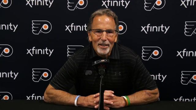 Flyers coach John Tortorella surprises students with pediatric cancer with scholarship money смотреть онлайн