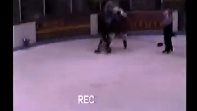 Sylvain Plamondon vs. Nick Greenough round 2 QMJHL 12/03/98 смотреть онлайн