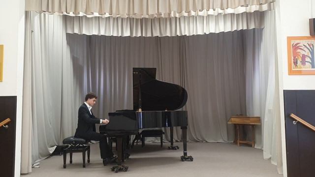 Klement Slavický: Tři skladby pro klavír, I.Burlesca смотреть онлайн