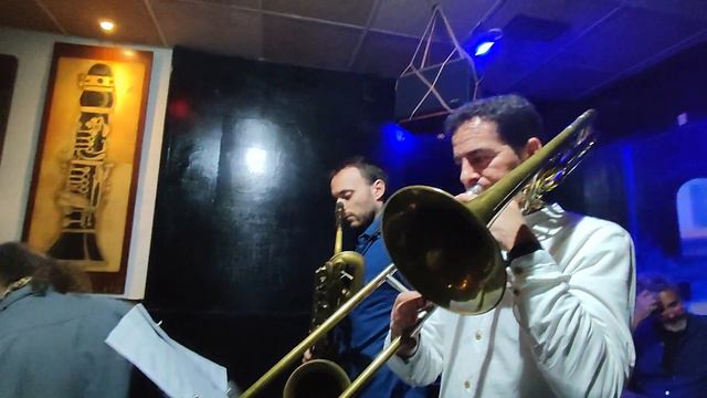 PATALO de CARMELO MURIEL смотреть онлайн