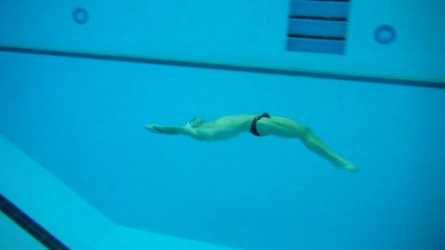 Underwater Kick - Flori Lang - Back, Easy