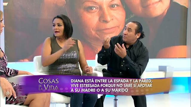 La mantenida de su madre destrozó nuestro hogar - Cosas de la vida смотреть онлайн