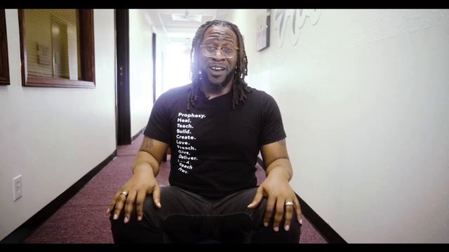 Have A Seat | Tables & Chairs | Apostle Sherman Dumas смотреть онлайн