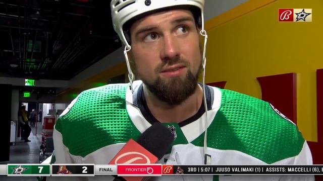 Jamie Benn Postgame Interview: Stars at Coyotes смотреть онлайн