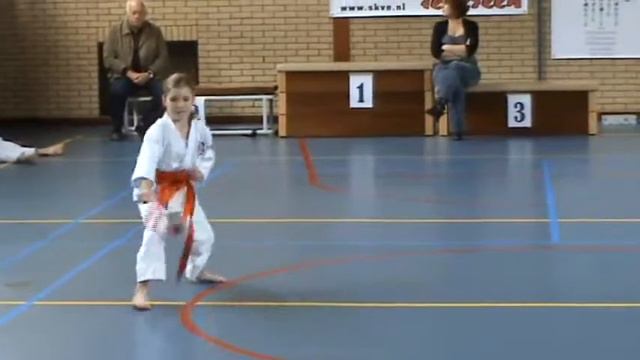 Hei-an Shodan Kim смотреть онлайн