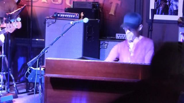 John Ginty With Berry Oakley's Indigenous Suspects -  Yellow Moon (Funky Biscuit 1/17/20)