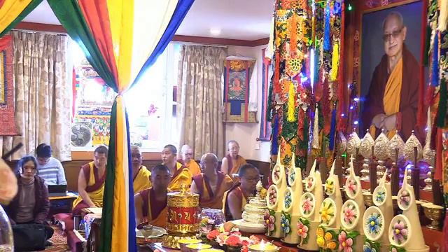 Livestream of prayers and pujas for Lama Zopa Rinpoche's swift return смотреть онлайн
