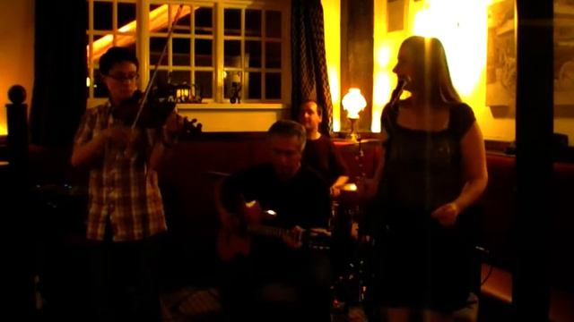 Helen Maher With Trez Fez - Undecided