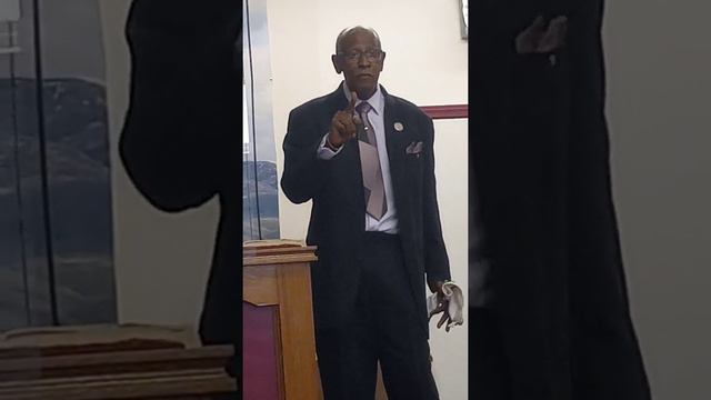 Rev. Douglas C. Robinson. The King Is Coming Theological Christian Center.(4) смотреть онлайн