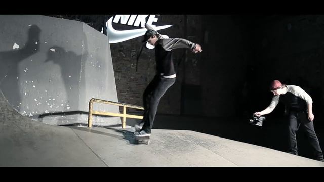 Skatedeluxe X Nike SB 'Before Winter Comes' Shelter Secret Session смотреть онлайн