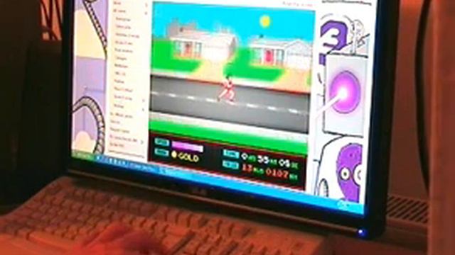 Janey Thomson's Marathon Completed In 1h50mn17s (entire Run)