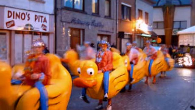 AKV Voesj Oilsjt Carnaval 2003 смотреть онлайн