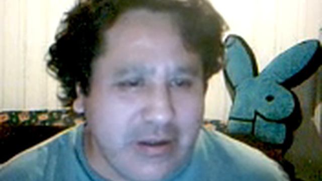 Locodelmundo Interpreta Tu Me Acostumbraste De Armando Manzanero, Video RedKaraoke.flv