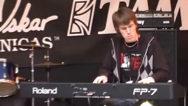 DANIEL KARLSSON & ARVID HILL - 3 смотреть онлайн