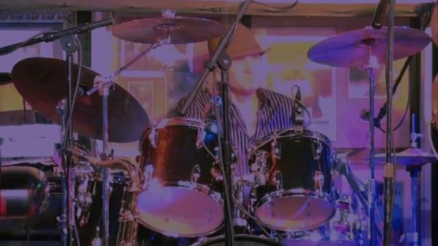 Louie Louie The Sonics Cover - Richard Evans At Club Hollywood