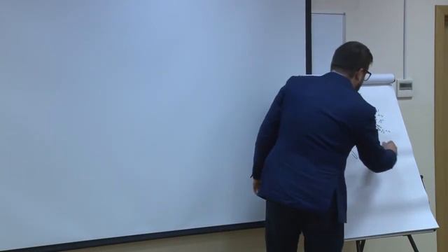 Как делают маркетинговые стратегии в Paper Planes смотреть онлайн