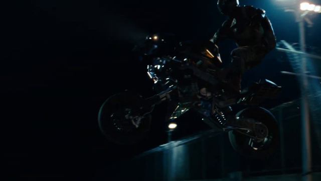 GI JOE : RETALIATION
(BIKE SCENE) смотреть онлайн