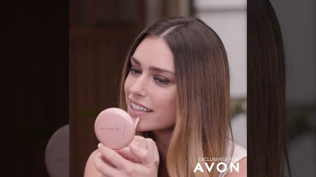 Avon | How to do an Everyday Lipstick Look with Lisa Armstrong смотреть онлайн