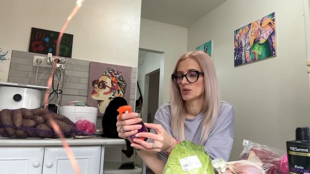 Готовлюсь к приезду Киры. Проблемы со зрением. Результат переделки костюма . Истерика у собаки.