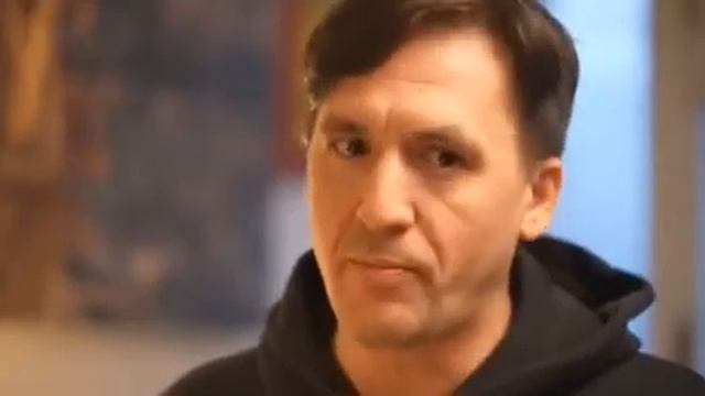 Артур Смолянников задаёт русской пропагандистке вопросе о ситуации в Украине смотреть онлайн