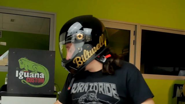 Combate de Cascos integrales estilo Streetfighter o tipo carrera de coches para Moto смотреть онлайн