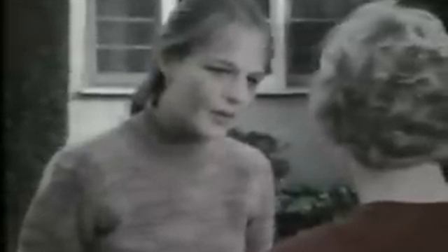 helen hunt llc смотреть онлайн