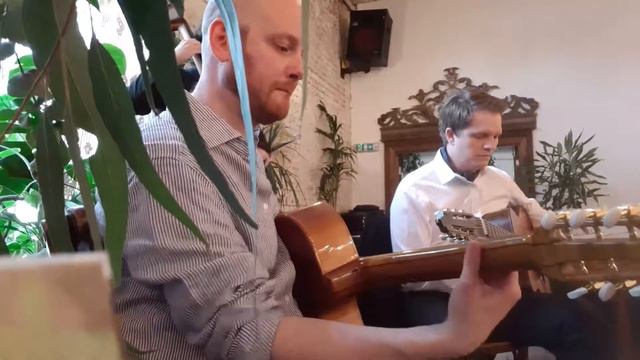 GYPSY JAZZ UK - Swing Train 42 Guitar Trio - Live @Clapton Country Club