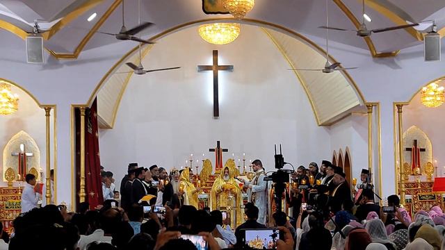 Holy Qurbana led by Patriarch of Antioch HH Moran Mor Ignatius Aphrem 2nd in Bangalore смотреть онлайн