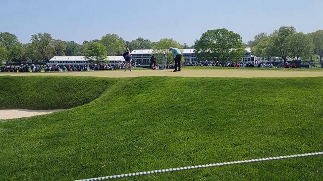 Padraig Harrington Sandy on Number 8 at Oak Hill смотреть онлайн
