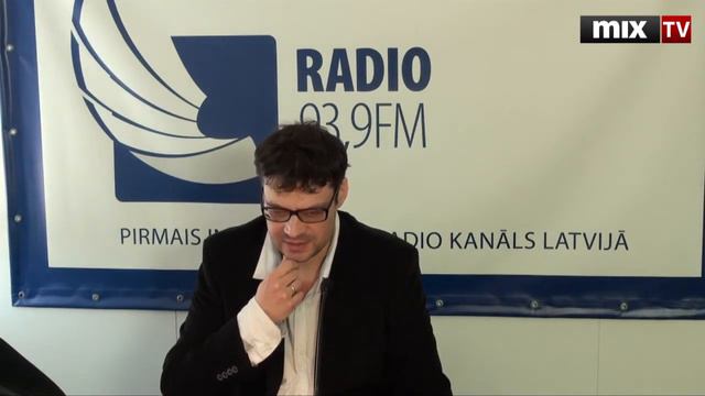 Mix TV: Политолог Андрей Бердников на радио Балтком смотреть онлайн