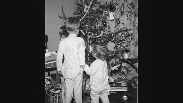 Frosty, The Snowman ~ Guy Lombardo & The Royal Canadians (1950) смотреть онлайн